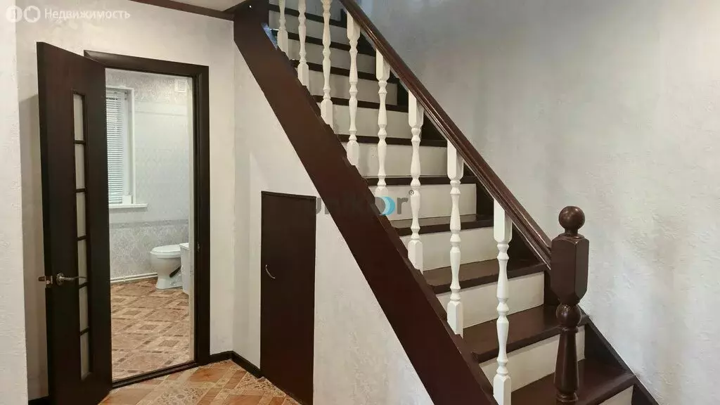Дом в Иглино, улица Дзержинского (120 м) - Фото 0