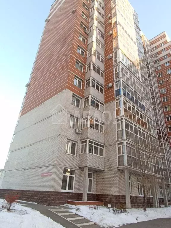 Студия Омская область, Омск ул. Богдана Хмельницкого, 38/2 (31.9 м) - Фото 1