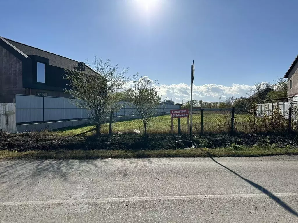 Участок в Адыгея, Тахтамукайский район, Старобжегокай аул ул. Ленина, ... - Фото 1