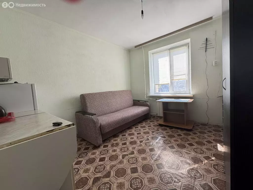 1к в -комнатной квартире (12 м) - Фото 0