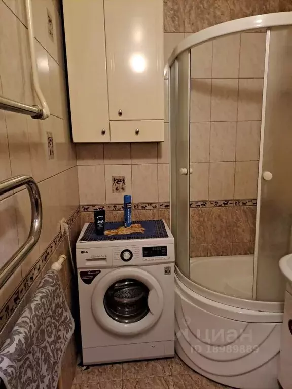 3-к кв. Тульская область, Тула Приупская ул., 2 (58.0 м) - Фото 0