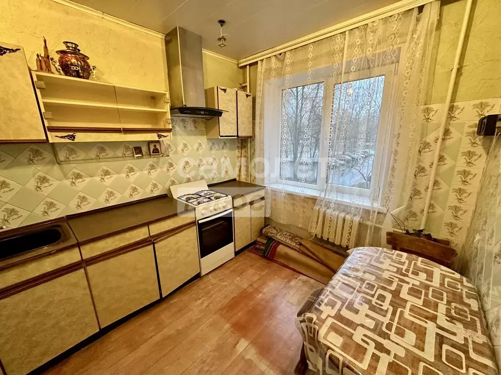 3-к кв. Курская область, Курск ул. 50 лет Октября, 110 (60.0 м) - Фото 2