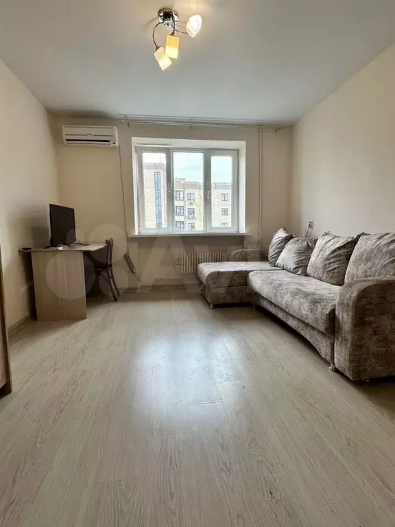 Комната 12 м в 6-к., 8/9 эт. - Фото 0