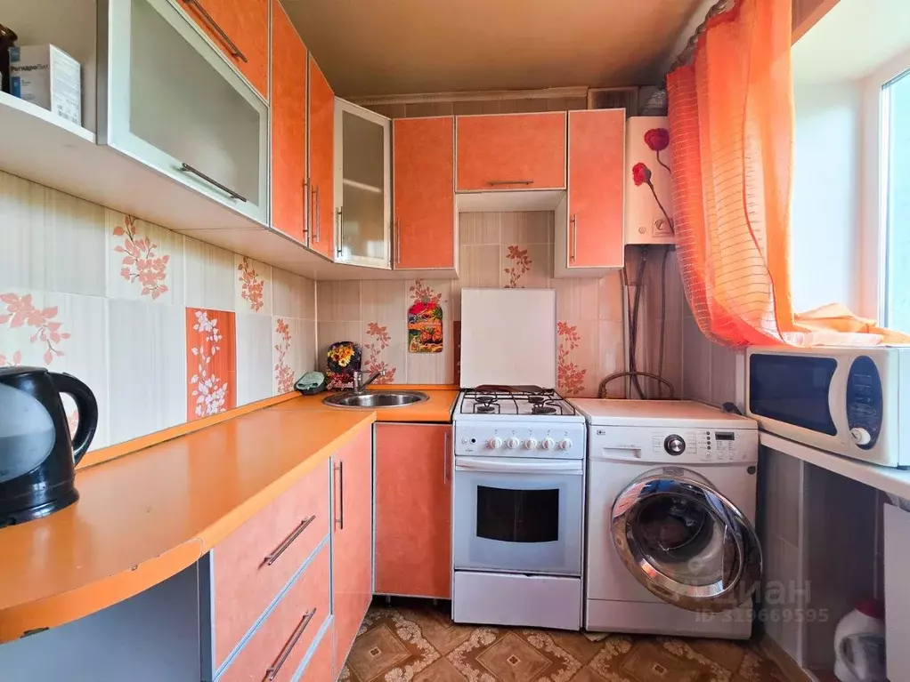 1-к кв. Саратовская область, Энгельс муниципальное образование, ... - Фото 0