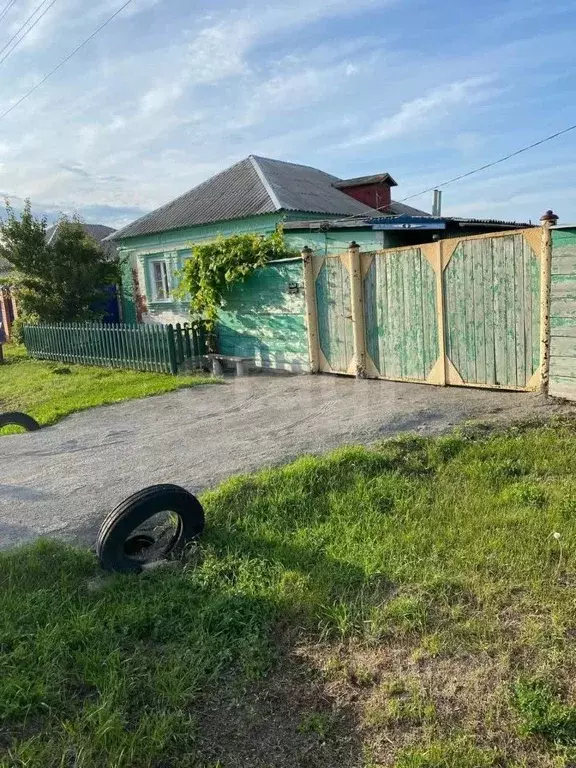 Дом в Белгородская область, Алексеевский муниципальный округ, с. ... - Фото 1