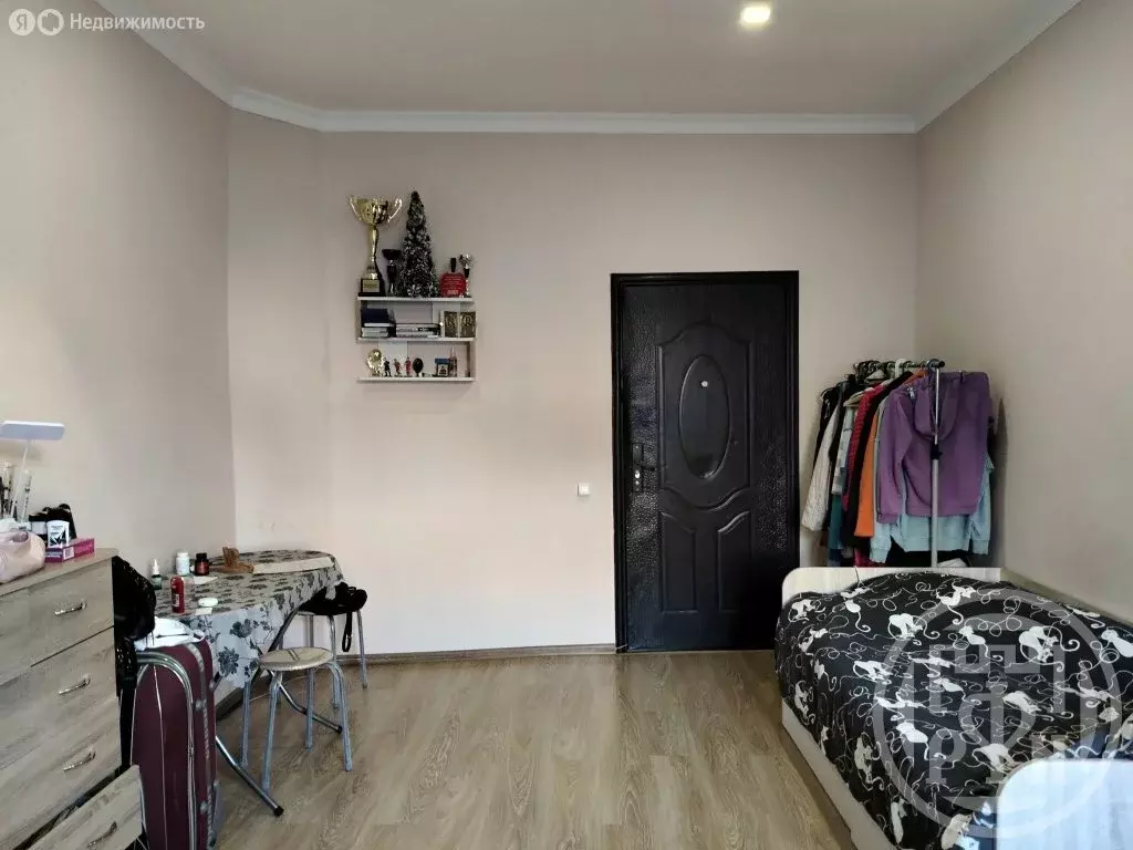 1к в 4-комнатной квартире (18.7 м) - Фото 2