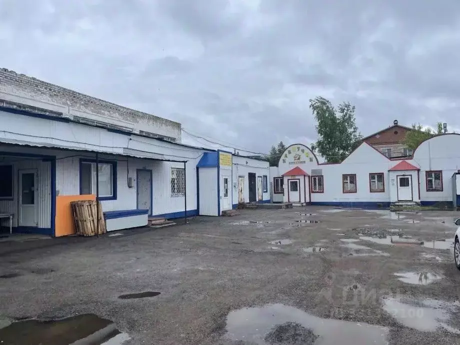 Торговая площадь в Татарстан, Нурлат ул. Салимжанова, 25 (1449 м) - Фото 1
