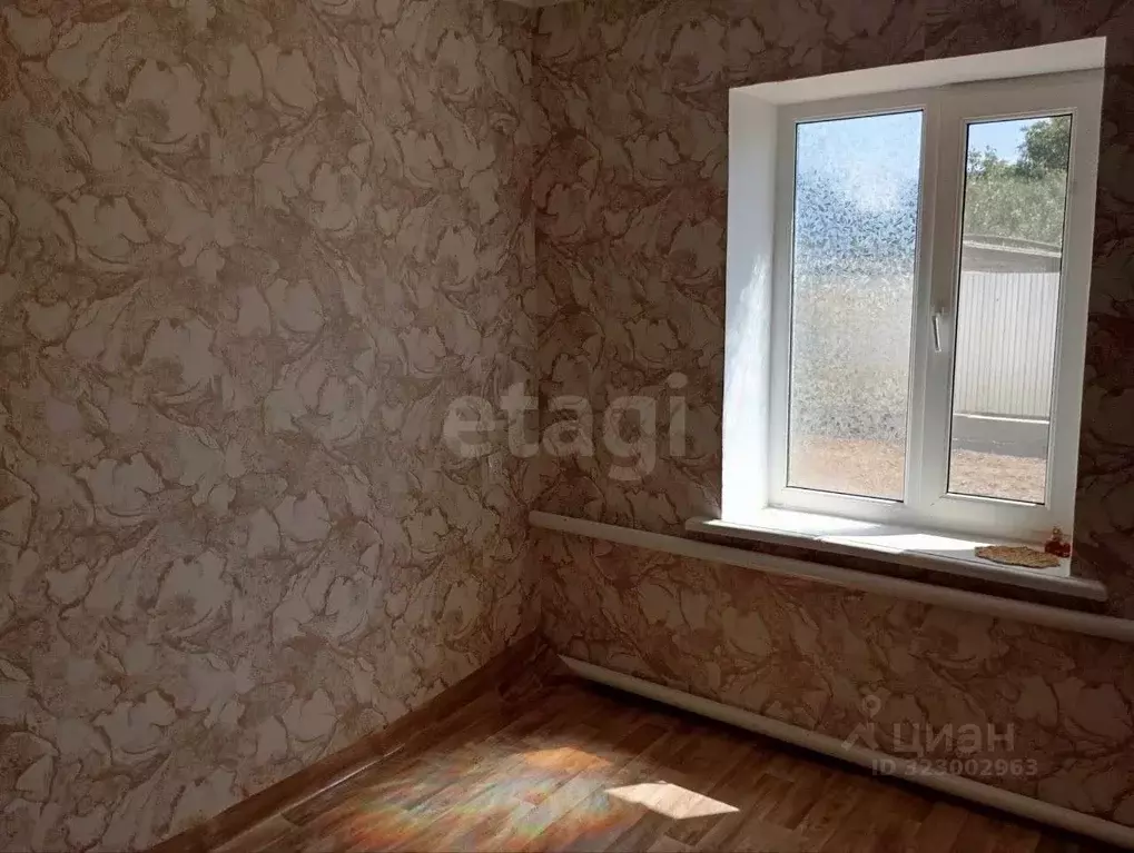 Дом в Ставропольский край, Курская ст-ца ул. Интернациональная (65 м) - Фото 1