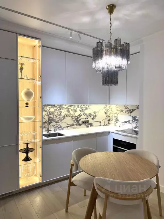 2-к кв. Саха (Якутия), Якутск 203-й мкр, 20 (70.0 м) - Фото 1