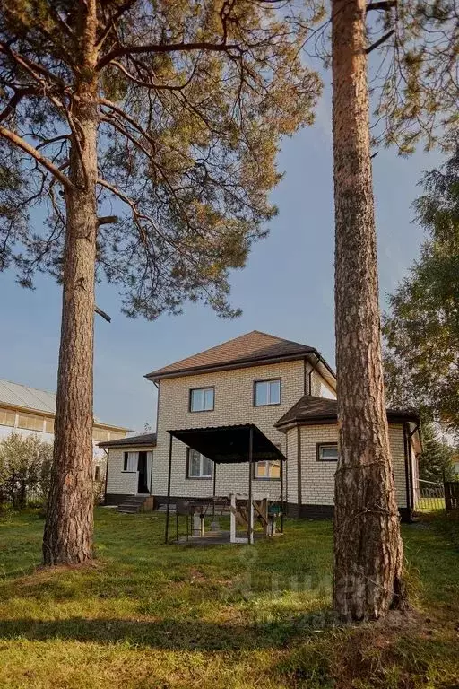 Дом в Свердловская область, Екатеринбург пер. Лимонитовый, 3 (179 м) - Фото 1