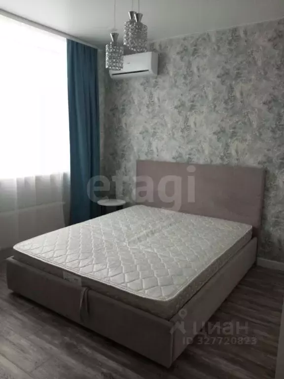 1-к кв. Тюменская область, Тюмень ул. Тимофея Чаркова, 83 (38.0 м) - Фото 1