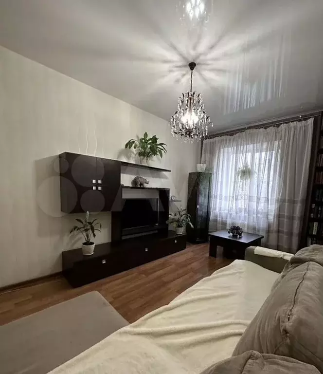 2-к. квартира, 50 м, 2/4 эт. - Фото 1