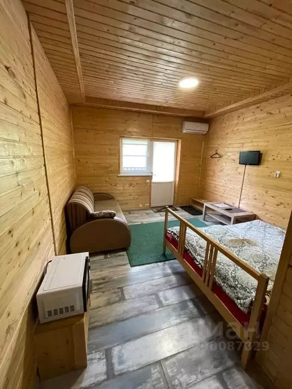 Комната Адыгея, Майкопский район, Даховская ст-ца Октябрьская ул., 1 - Фото 1