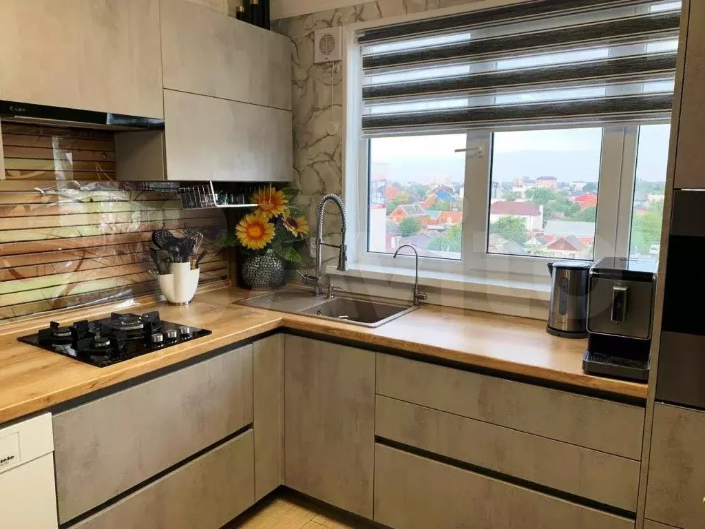 3-к. квартира, 60 м, 6/9 эт. - Фото 1