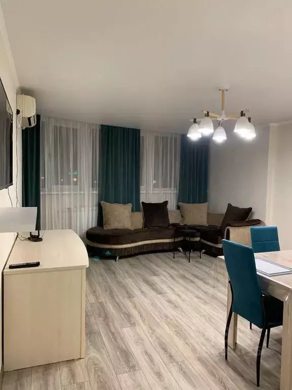 1-к кв. Воронежская область, Воронеж бул. Победы, 50В (50.0 м) - Фото 0