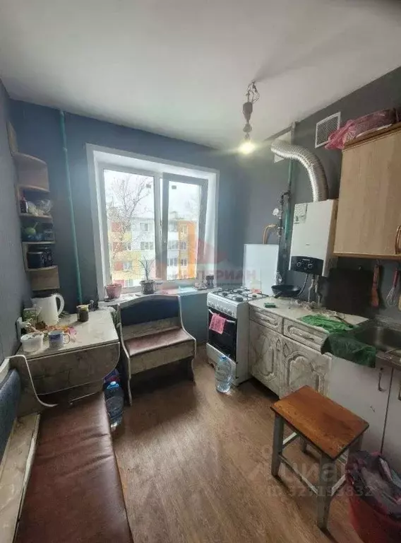 3-к кв. Белгородская область, Шебекино Парковая ул., 3 (47.9 м) - Фото 1