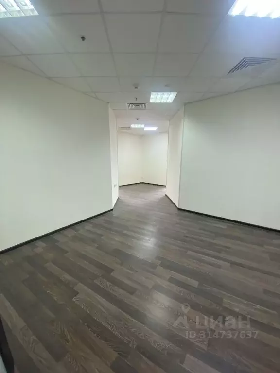 Офис в Волгоградская область, Волгоград ул. Рокоссовского, 62 (90 м) - Фото 1