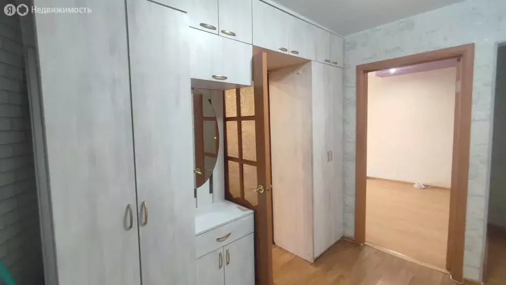 3-комнатная квартира: Киров, Нововятский район, улица МОПРа, 10А (67.4 ... - Фото 1