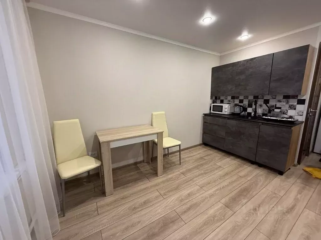 Студия Оренбургская область, Оренбург Знаменский проезд, 11 (18.0 м) - Фото 2