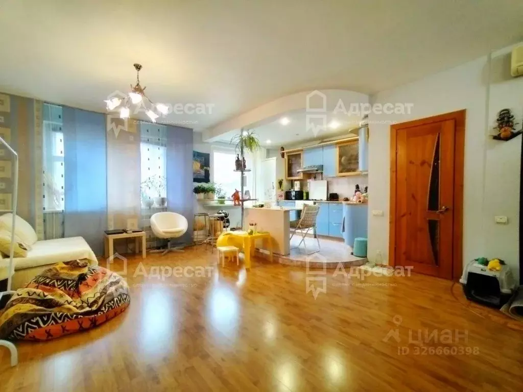 3-к кв. Волгоградская область, Волгоград Нарвская ул., 8 (65.2 м) - Фото 1