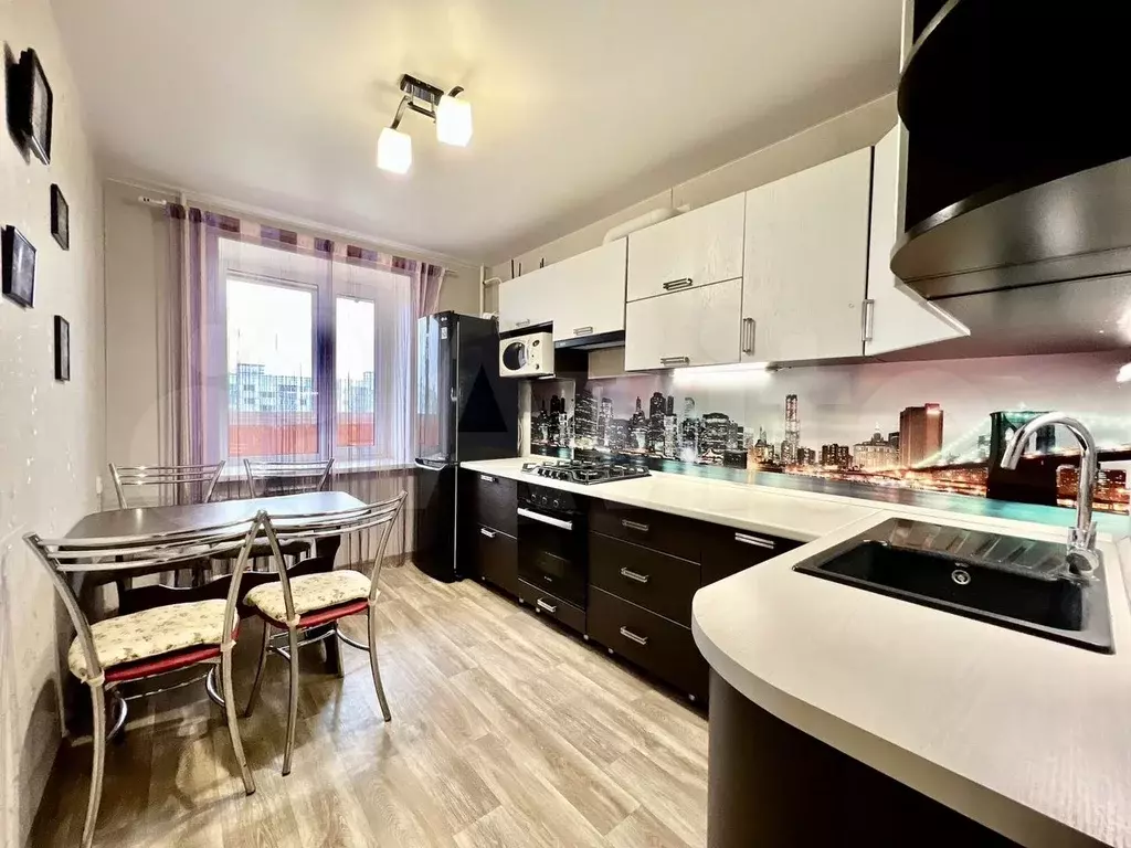 1-к. квартира, 35 м, 7/10 эт. - Фото 0