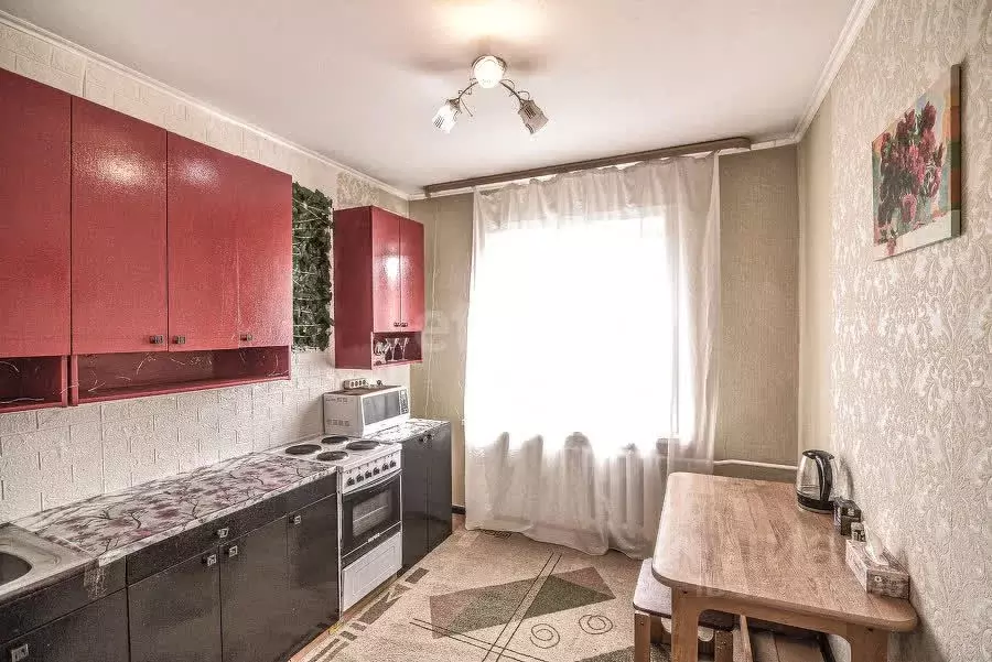 1-к кв. Сахалинская область, Южно-Сахалинск Комсомольская ул., 285А ... - Фото 1