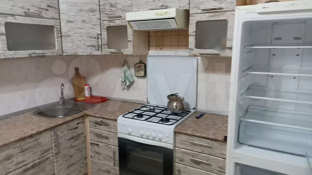 2-к. квартира, 54 м, 1/5 эт. - Фото 0
