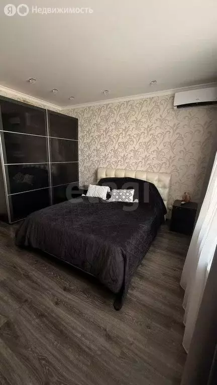 3-комнатная квартира: Ростов-на-Дону, улица Ерёменко, 90/27 (74 м) - Фото 1
