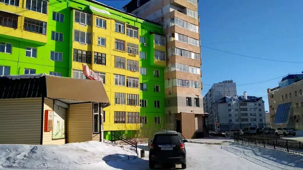 2-к кв. Саха (Якутия), Якутск ул. Короленко, 28 (55.0 м) - Фото 1