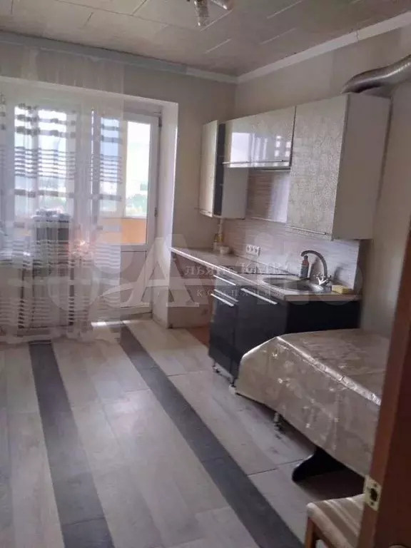 1-к. квартира, 40 м, 5/5 эт. - Фото 0