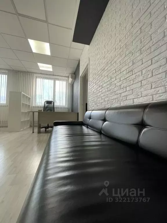 Офис в Новосибирская область, Новосибирск ул. Крылова, 36 (50 м) - Фото 1