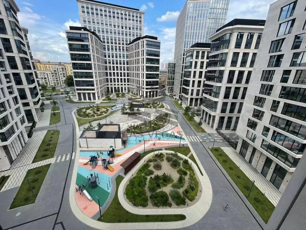 2-к. квартира, 100 м, 8/15 эт. - Фото 1