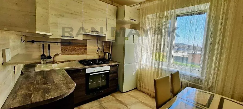 2-к кв. Адыгея, Майкоп ул. 12 Марта, 134К1 (50.0 м) - Фото 1