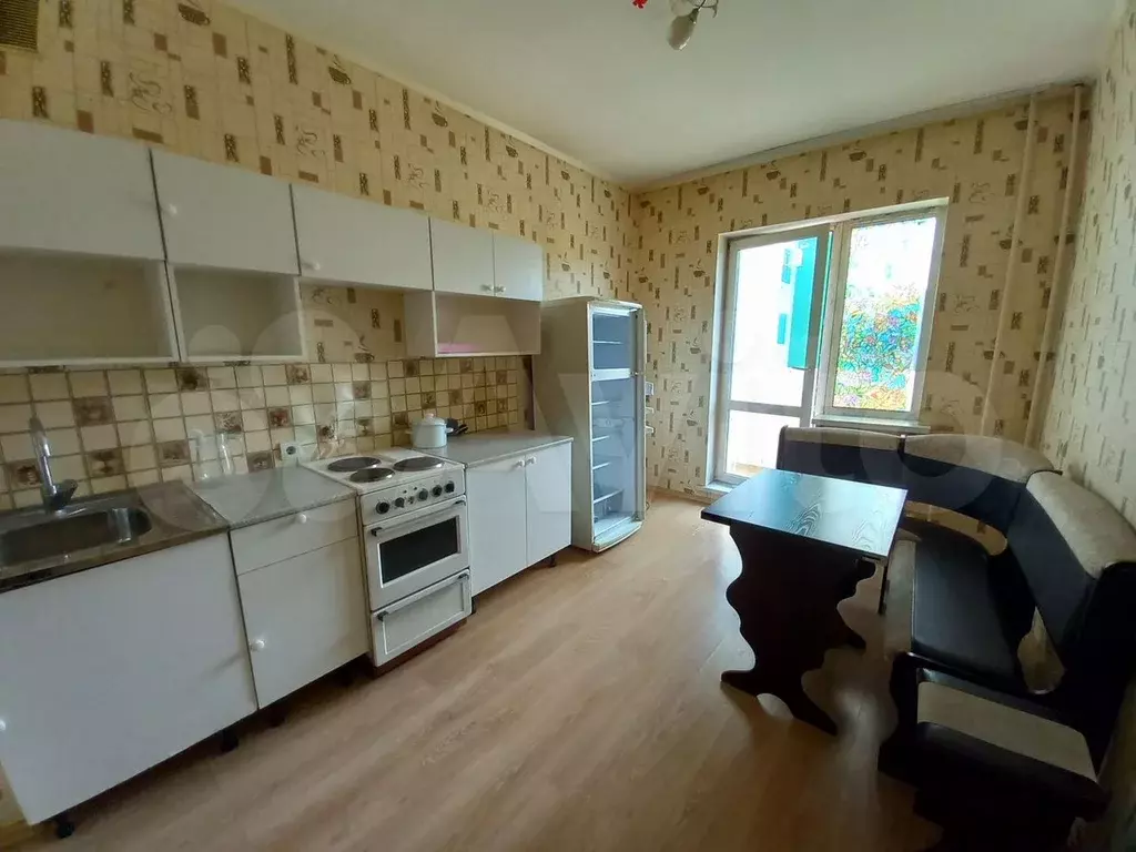 2-к. квартира, 70 м, 4/17 эт. - Фото 0