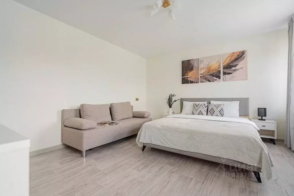 1-к кв. Свердловская область, Екатеринбург ул. Мамина-Сибиряка, 2 ... - Фото 2