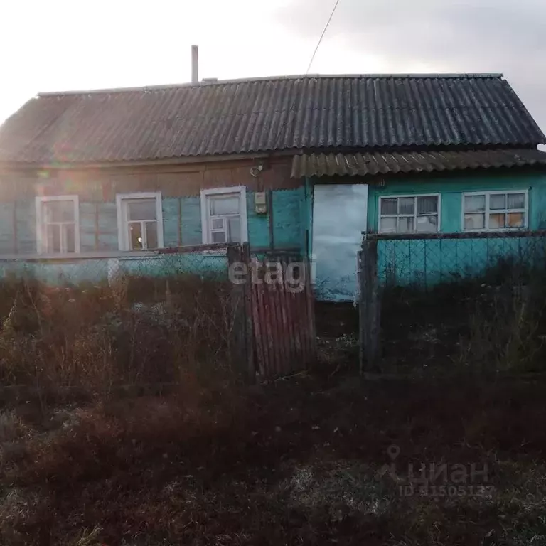 Дом в Тамбовская область, Мичуринский муниципальный округ, с. Терское  ... - Фото 1