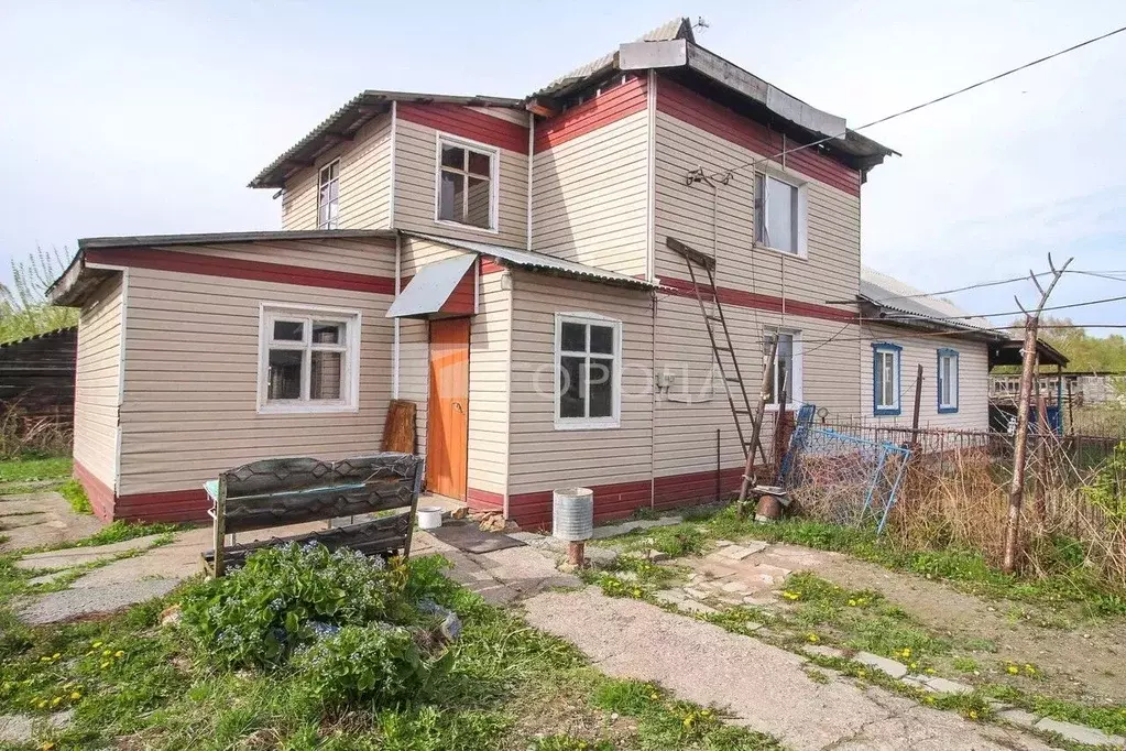 Дом в Алтайский край, Новоалтайск Лесная ул., 16 (100 м) - Фото 0