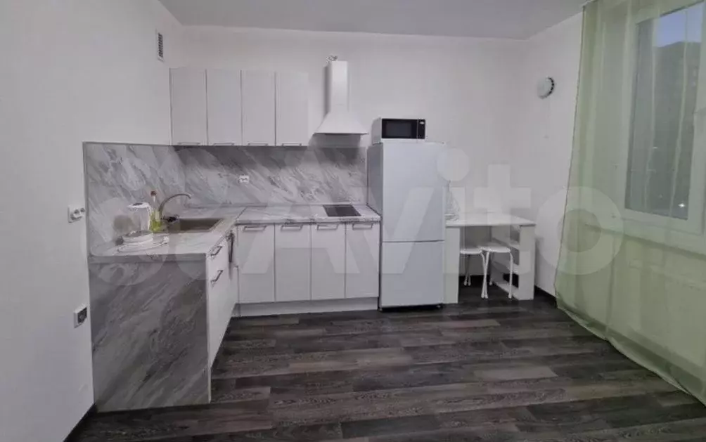 1-к. квартира, 30 м, 6/31 эт. - Фото 0