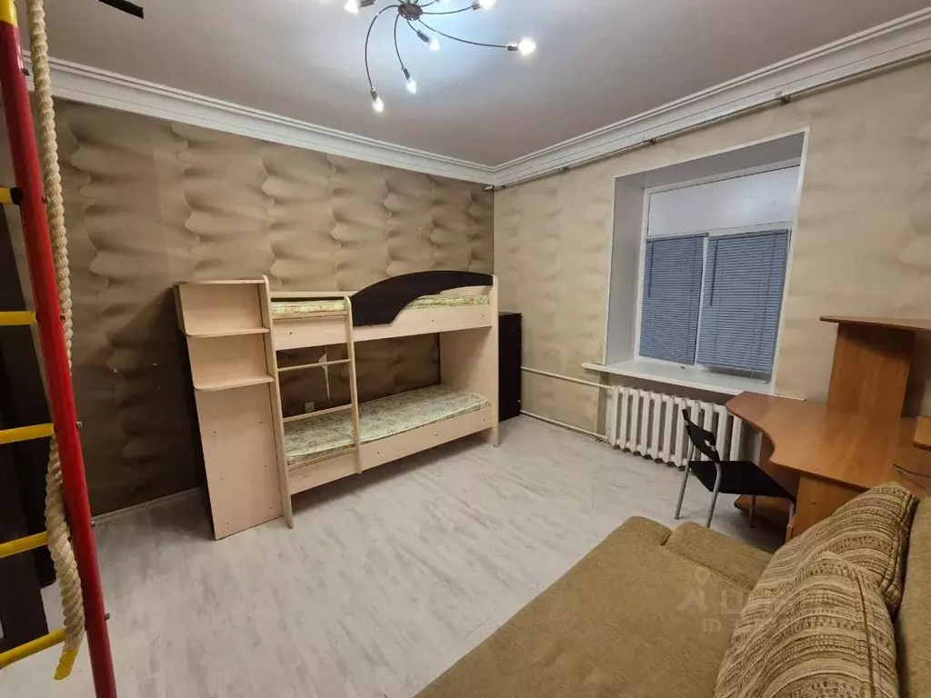 2-к кв. Свердловская область, Екатеринбург ул. Благодатская, 61 (65.0 ... - Фото 1