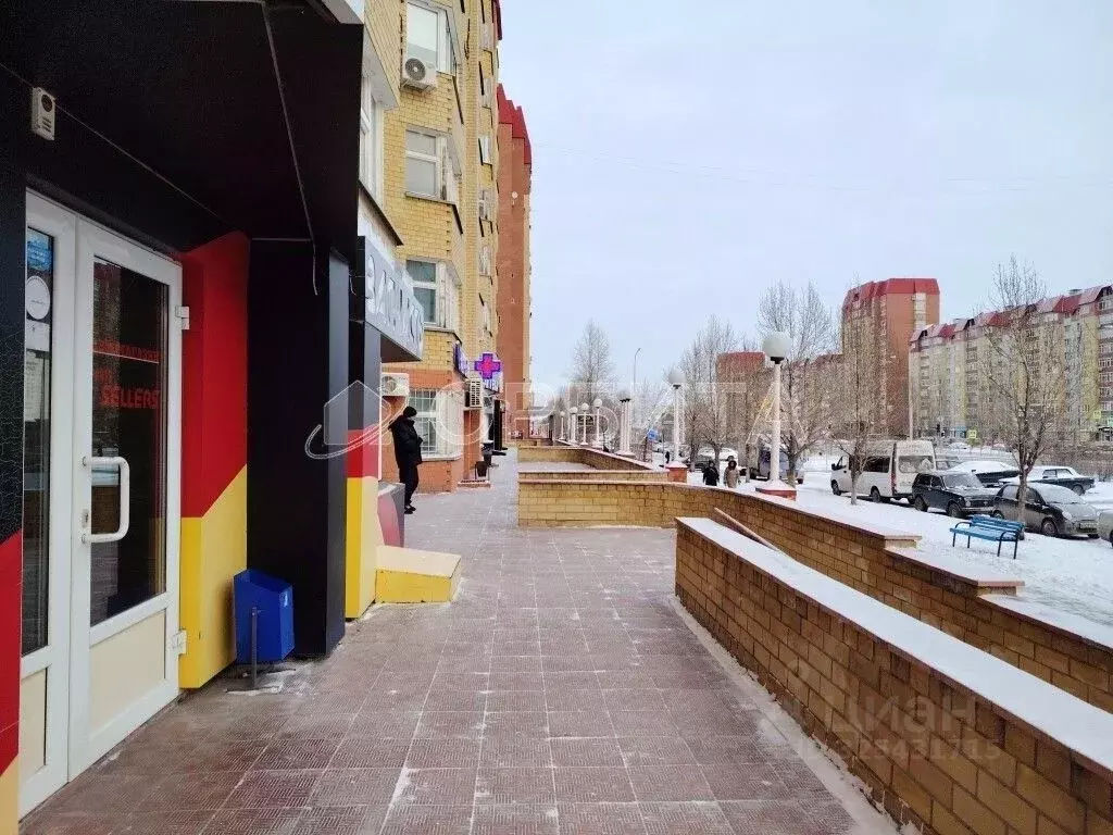 Помещение свободного назначения в Тюменская область, Тюмень ул. ... - Фото 2