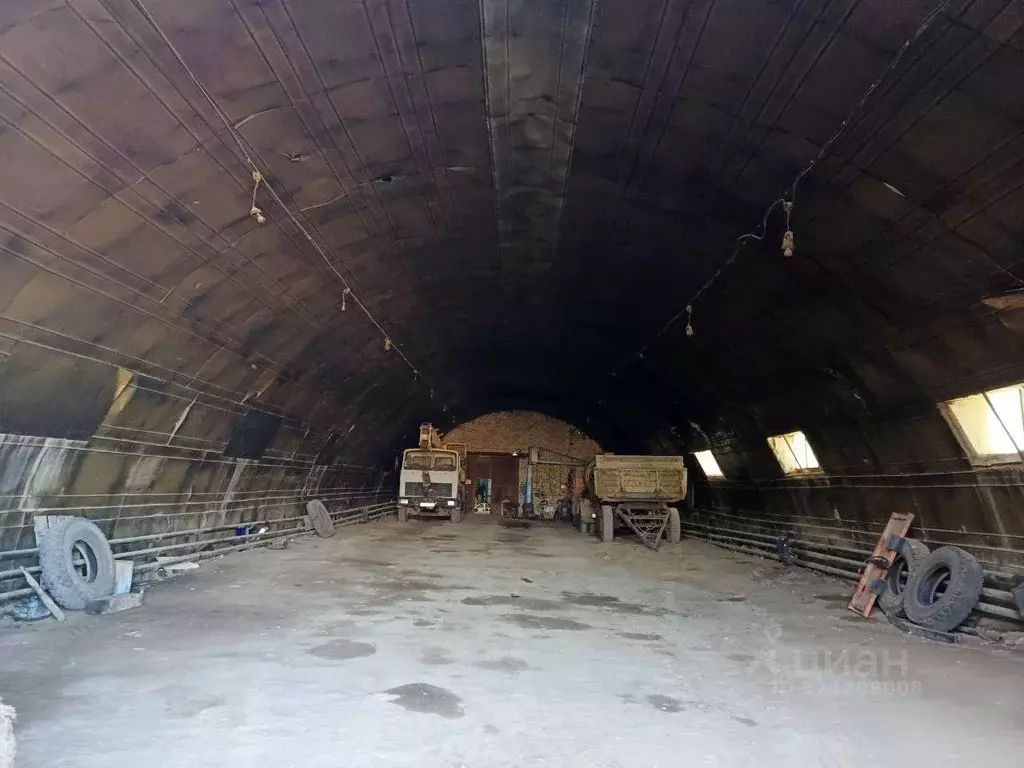 Гараж в Оренбургская область, с. Курманаевка ул. Крестьянская, 1А (395 ... - Фото 2