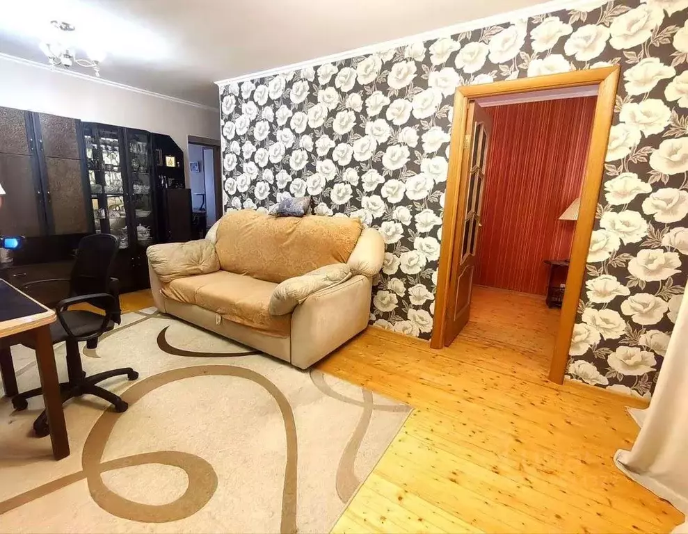 3-к кв. Белгородская область, Белгород ул. Гагарина, 8 (55.6 м) - Фото 0