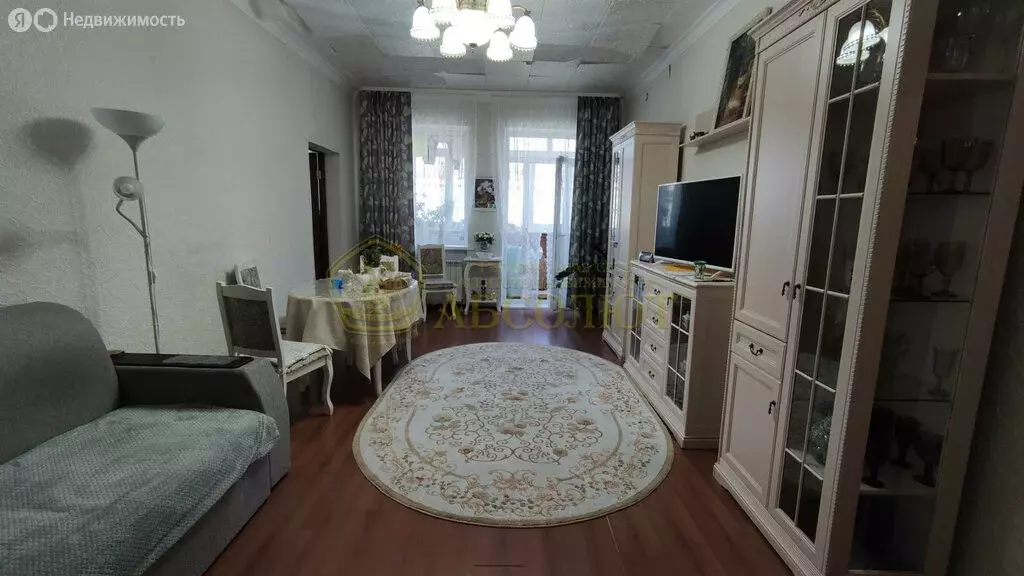 3-комнатная квартира: Ревда, улица Жуковского, 20 (80 м) - Фото 0