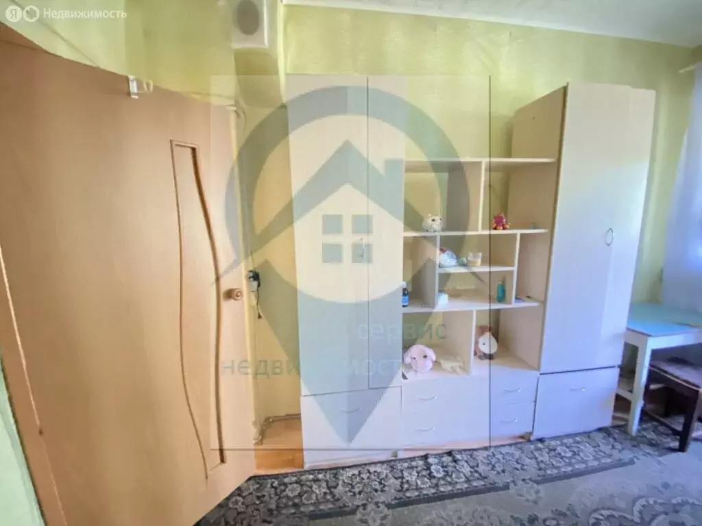 2к в -комнатной квартире (14.1 м) - Фото 0