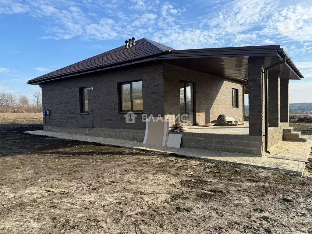 Дом в Белгородская область, Белгородский район, Пушкарское с/пос, с. ... - Фото 1