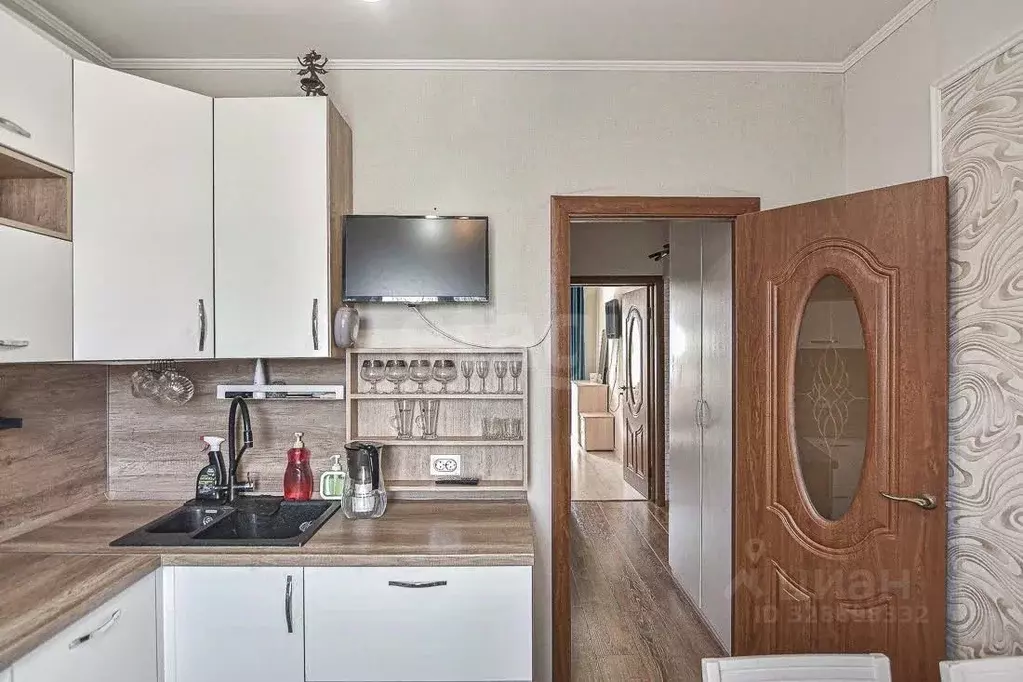 2-к кв. Сахалинская область, Южно-Сахалинск Комсомольская ул., 251А ... - Фото 2