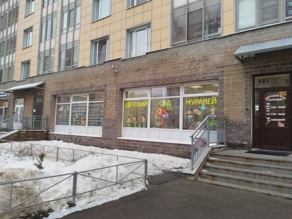 Торговая площадь в Санкт-Петербург Лыжный пер., 4к1 (219 м) - Фото 1