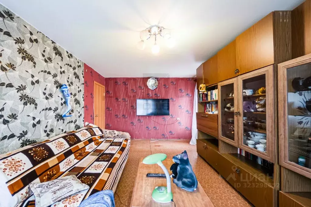 2-к кв. Свердловская область, Екатеринбург ул. Билимбаевская, 33 (50.7 ... - Фото 1