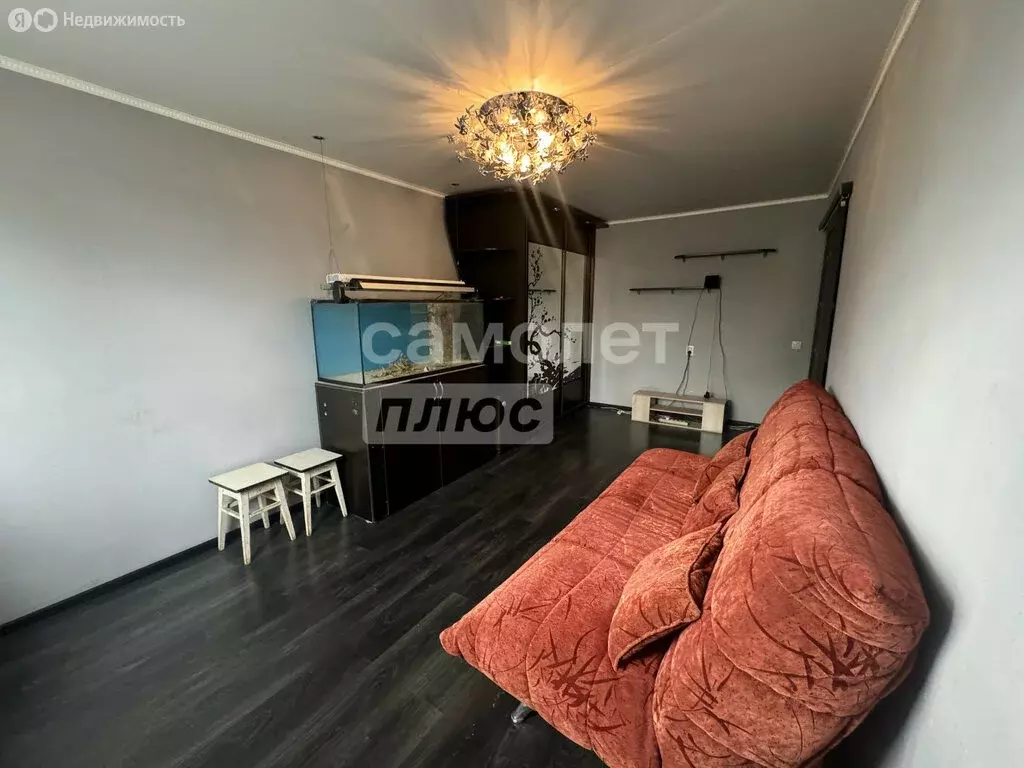 3-комнатная квартира: Астрахань, улица Софьи Перовской, 105 (64.3 м) - Фото 0