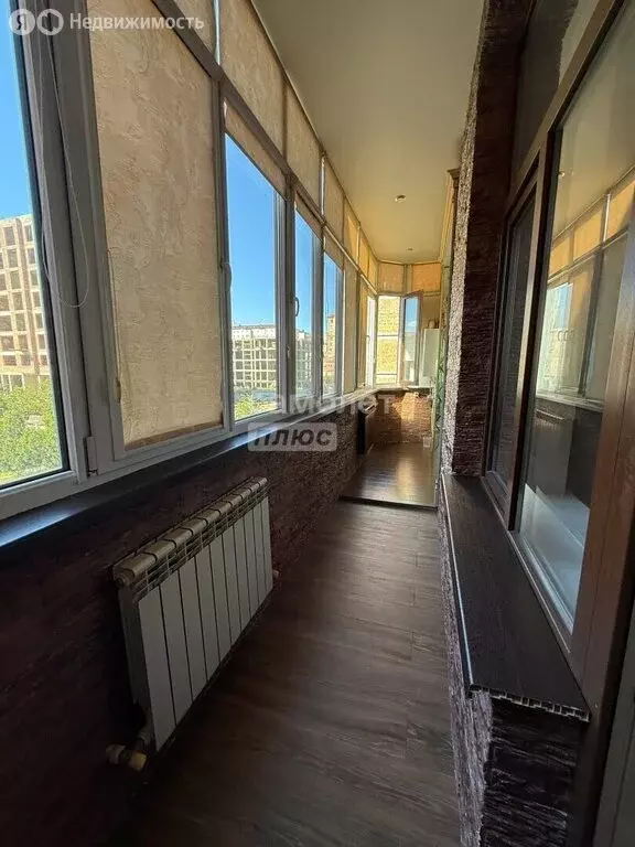 2-комнатная квартира: Каспийск, проспект М. Омарова, 100 (89 м) - Фото 1